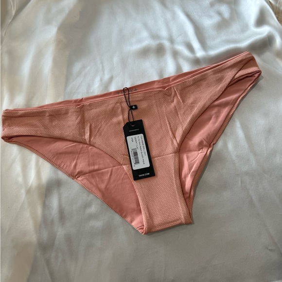 TAVIK Ali full swim bottom glossy pique 🌸 - Picture 3 of 8